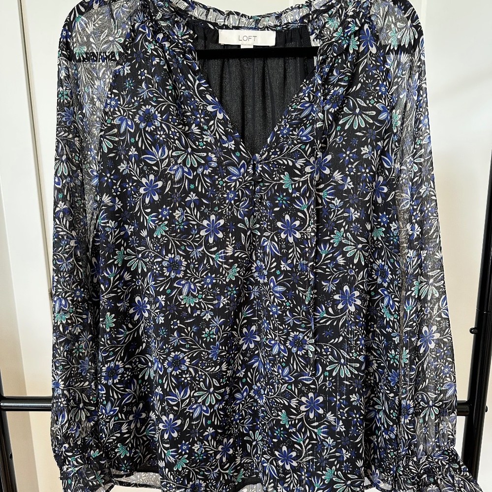 LOFT blouse - Women's L - blue, black floral pattern